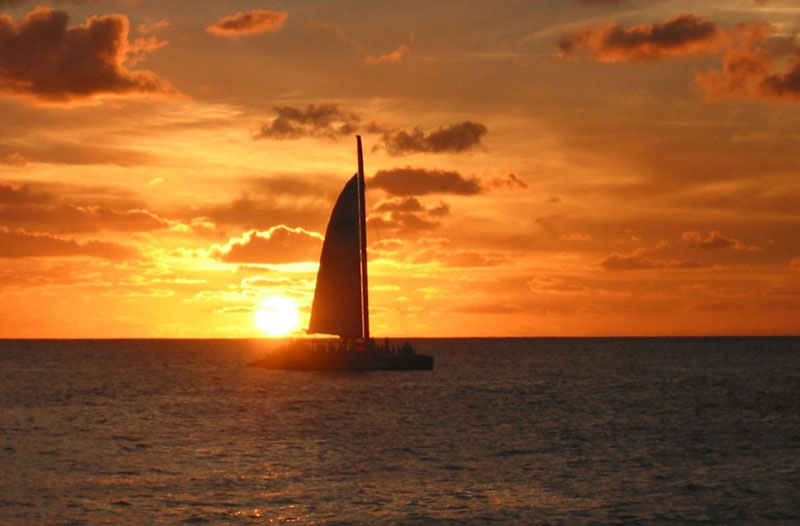 sunset catamaran cruise valencia